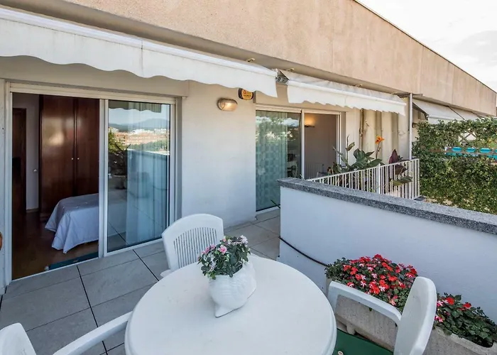 Atico Con Gran Terraza En El Corazon De Διαμέρισμα Χιρόνα